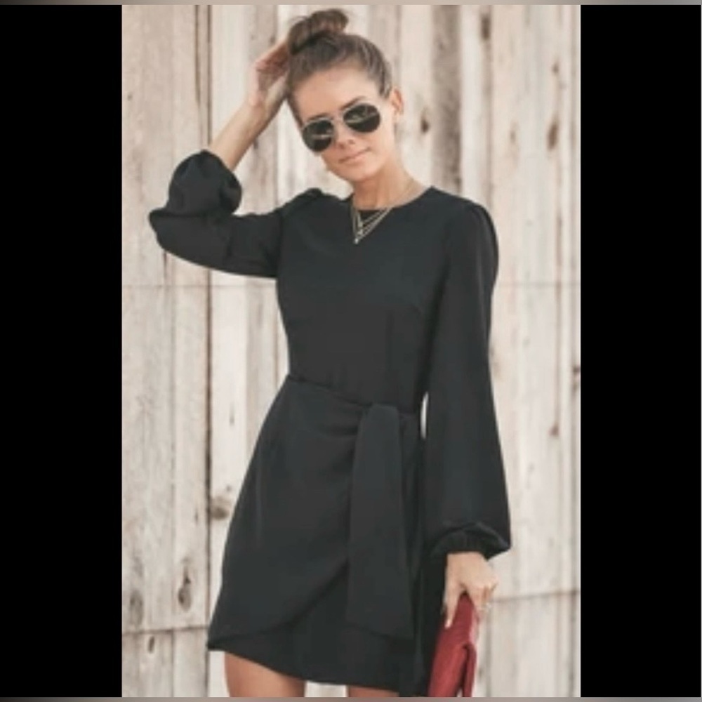 NWT - VICI- Do + Be — Dress - Size Small